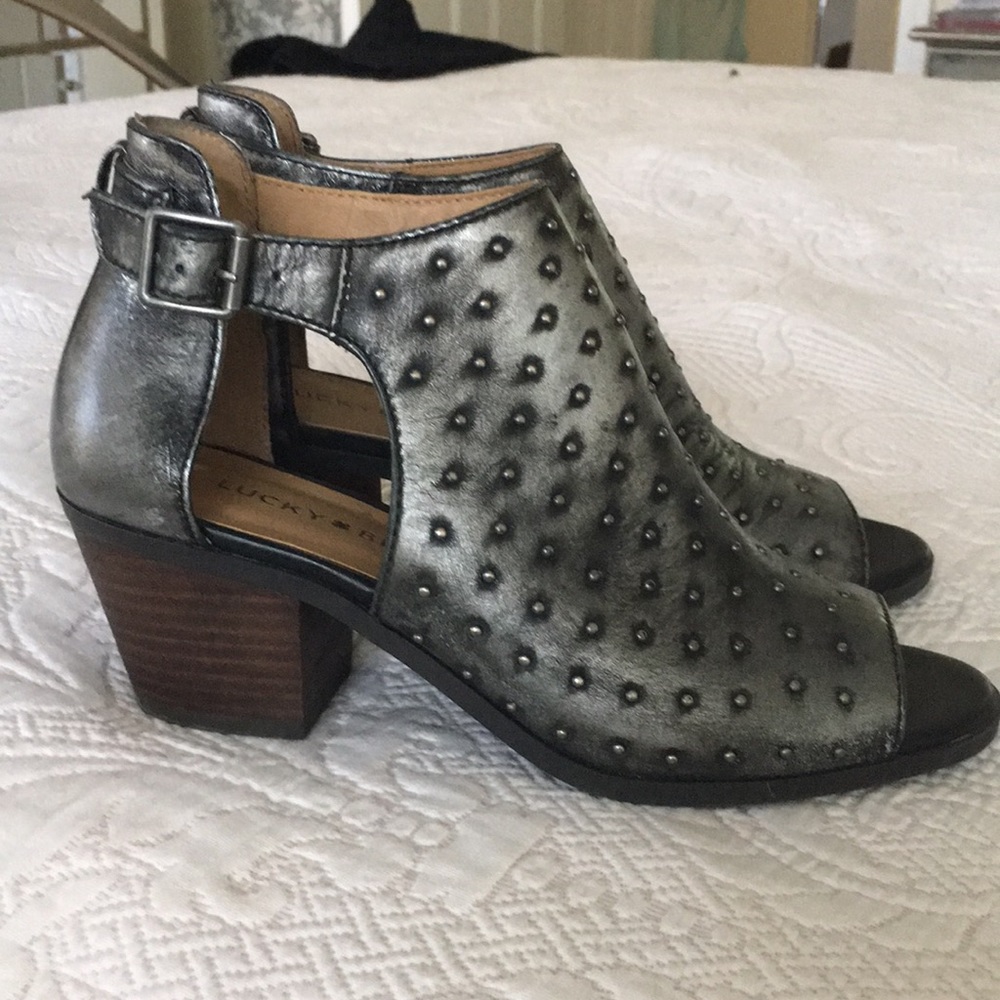 Lucky Brand shoes